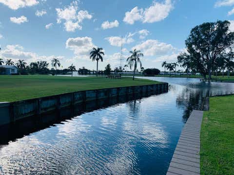 Tiny photo for 1113 LAKE Terrace #107, Boynton Beach, FL 33426 (MLS # B26054070)