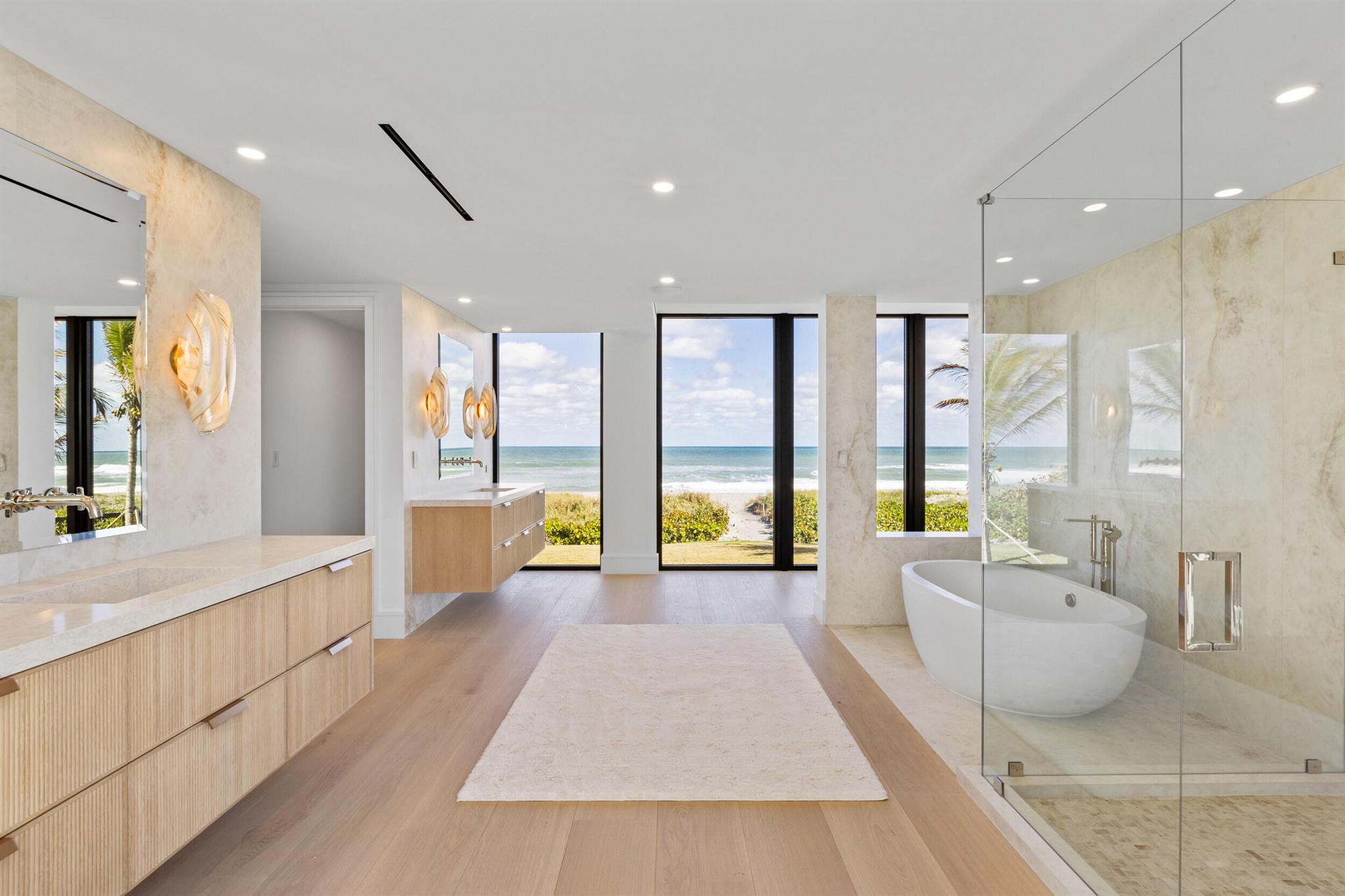 Jupiter Island - Residential