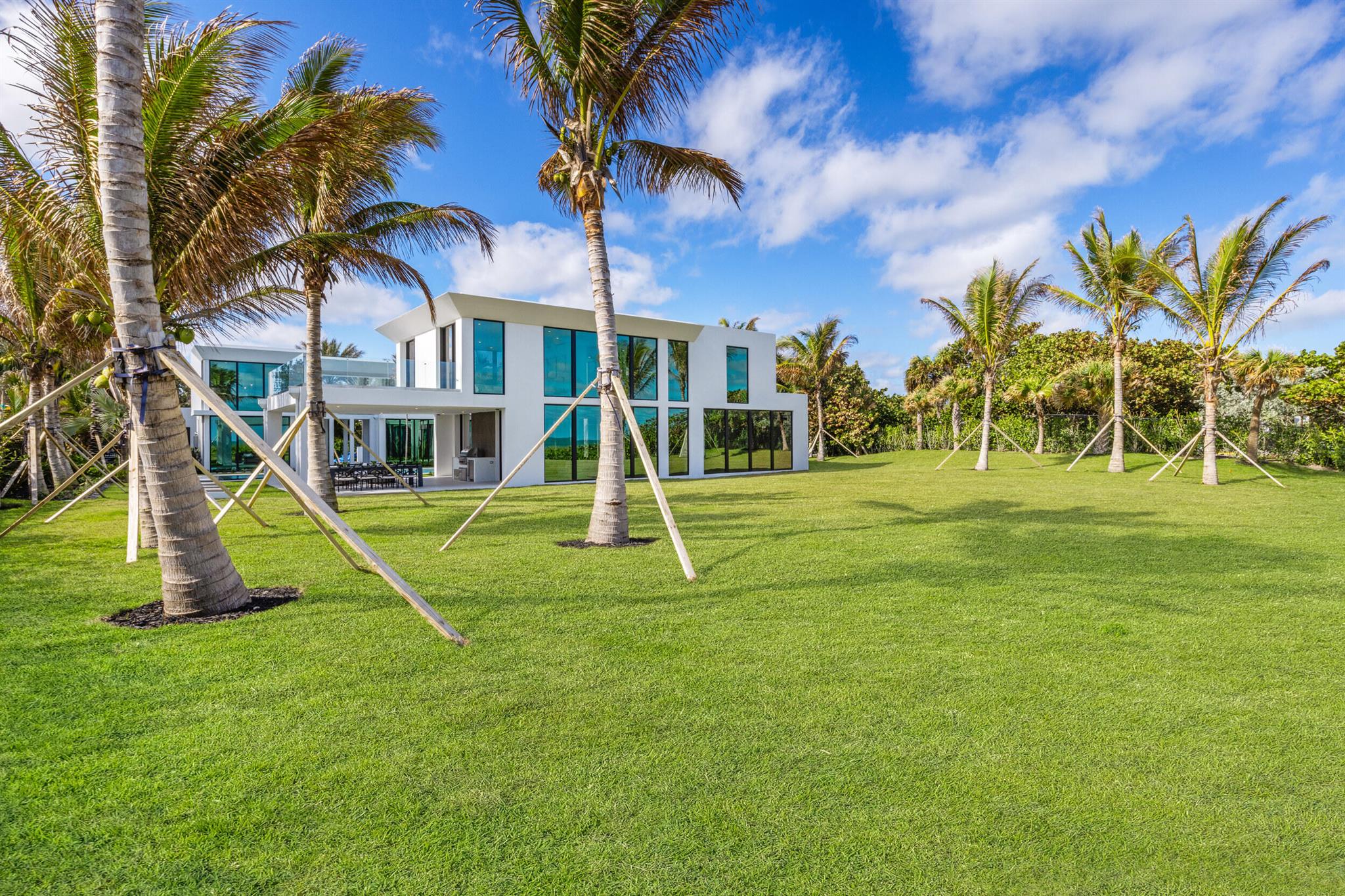 Jupiter Island - Residential