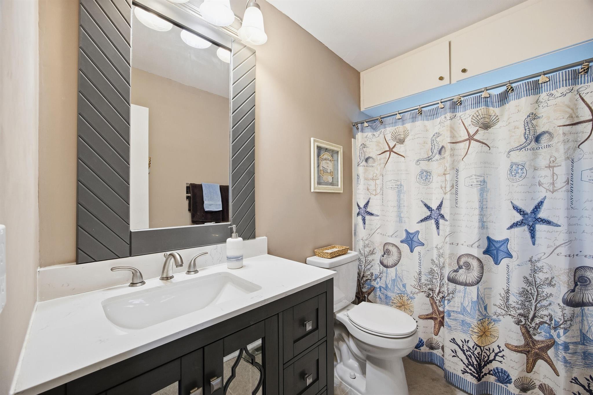 CEDAR POINTE CONDOMINIUM - Residential