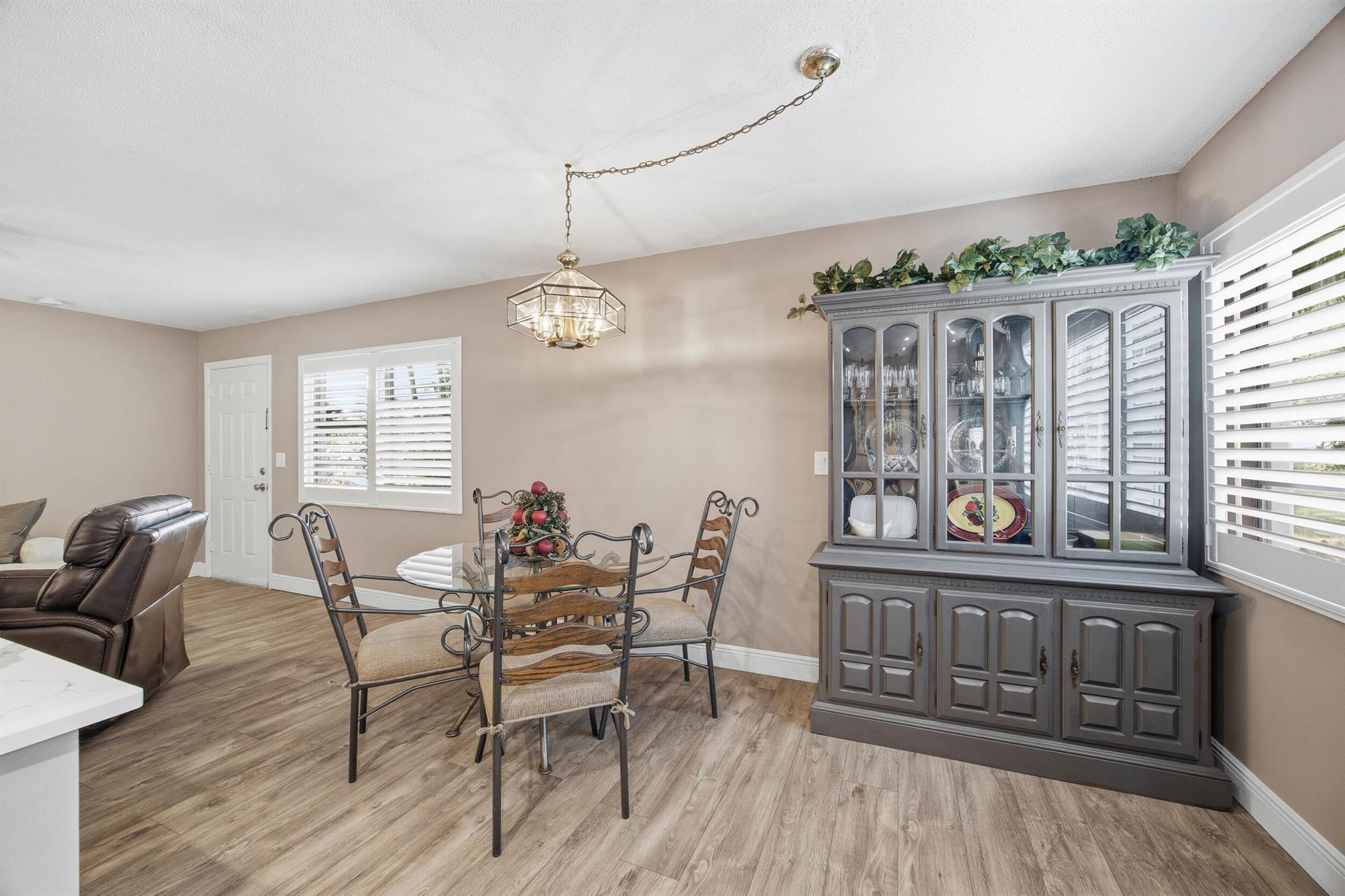 CEDAR POINTE CONDOMINIUM - Residential