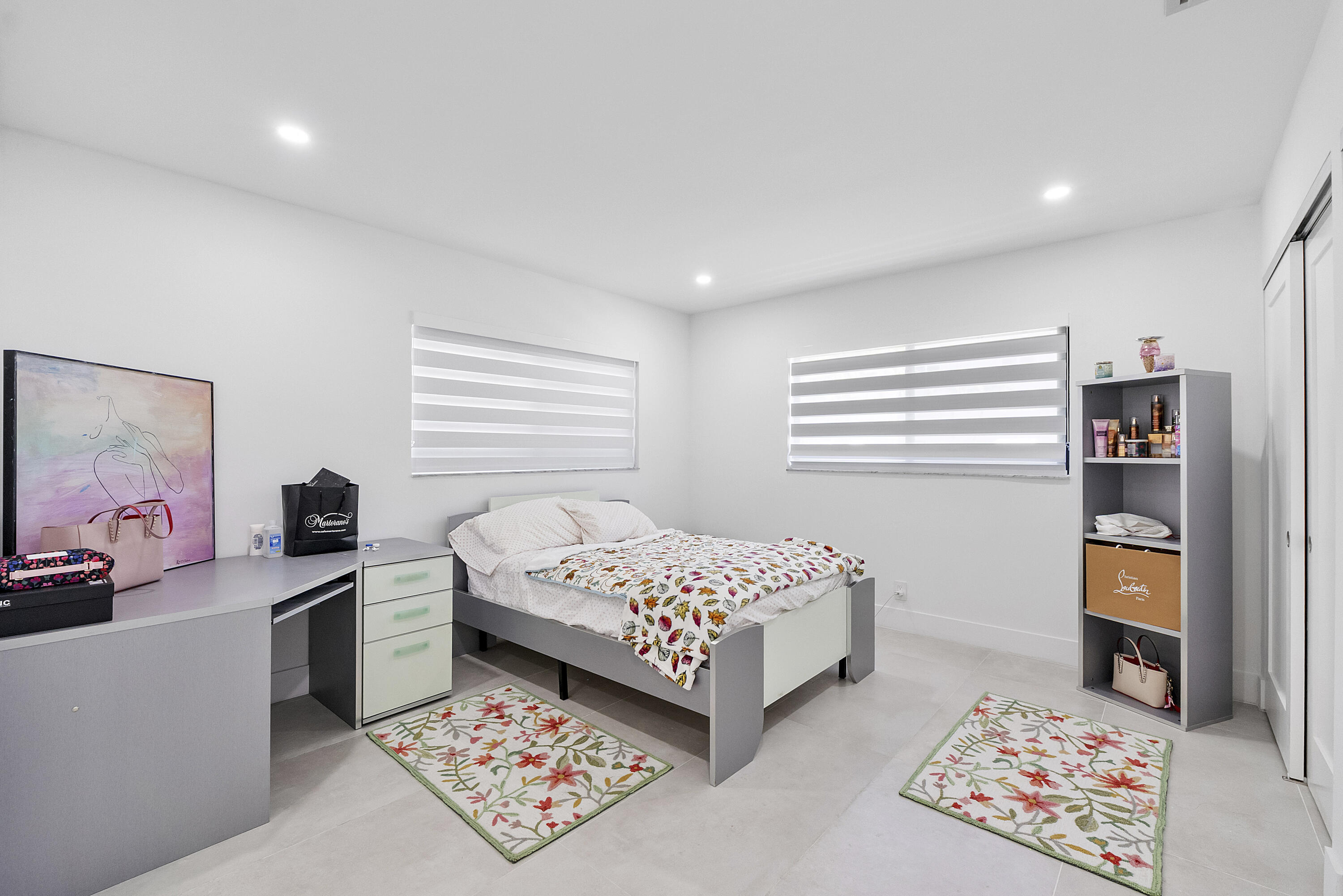 CYPRESS COVE - Residential Income