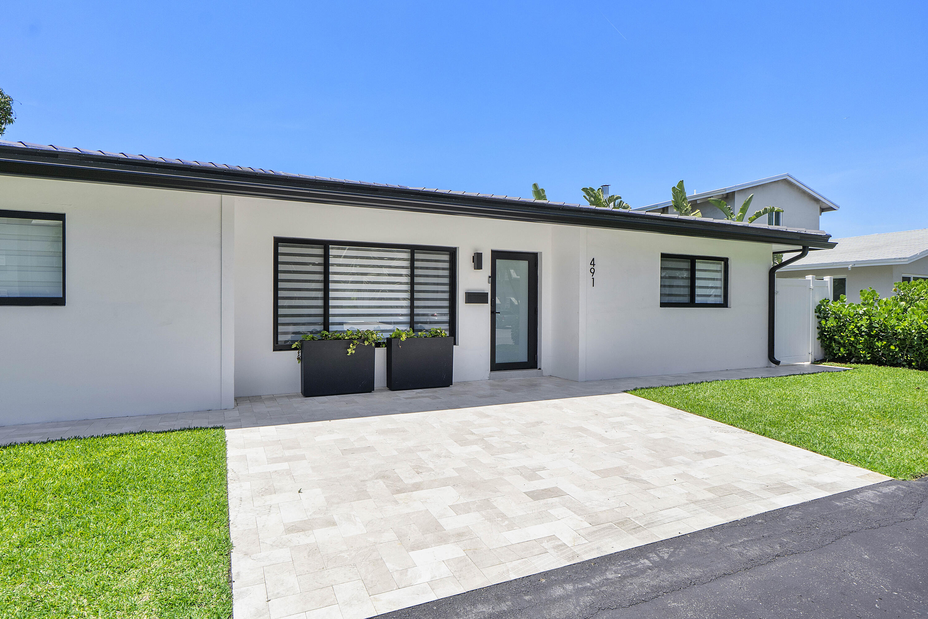 CYPRESS COVE - Residential Income