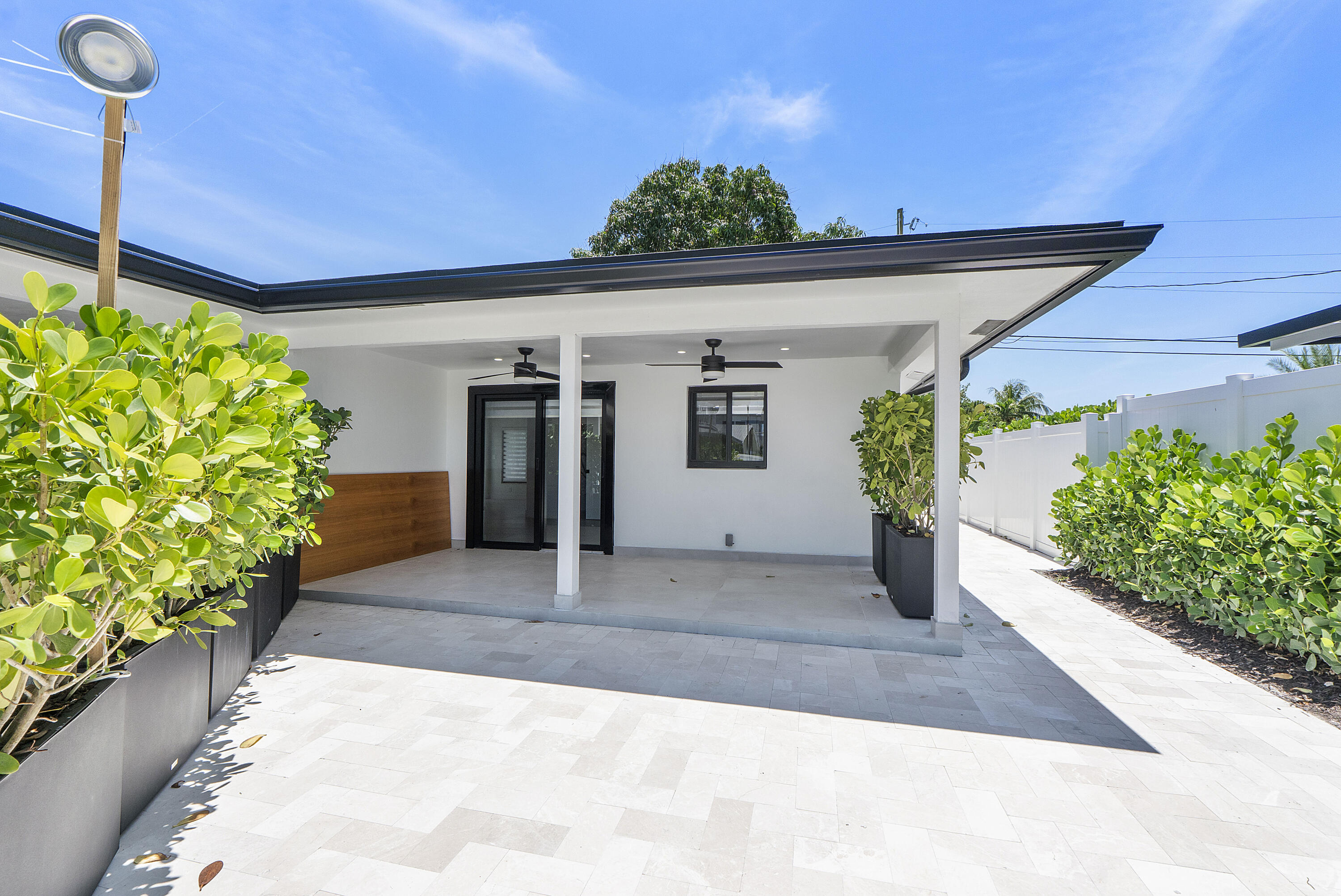 CYPRESS COVE - Residential Income