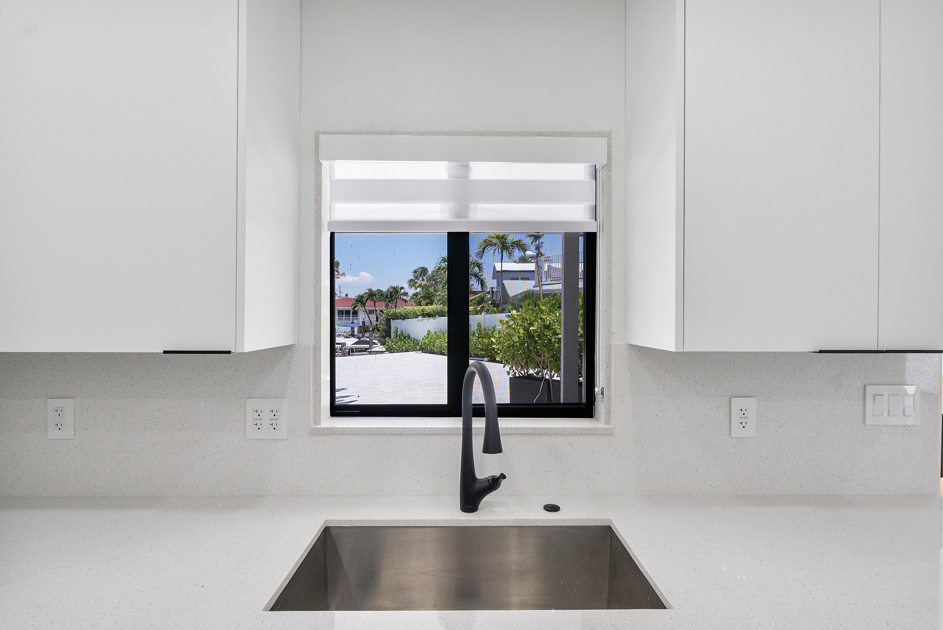 CYPRESS COVE - Residential Income