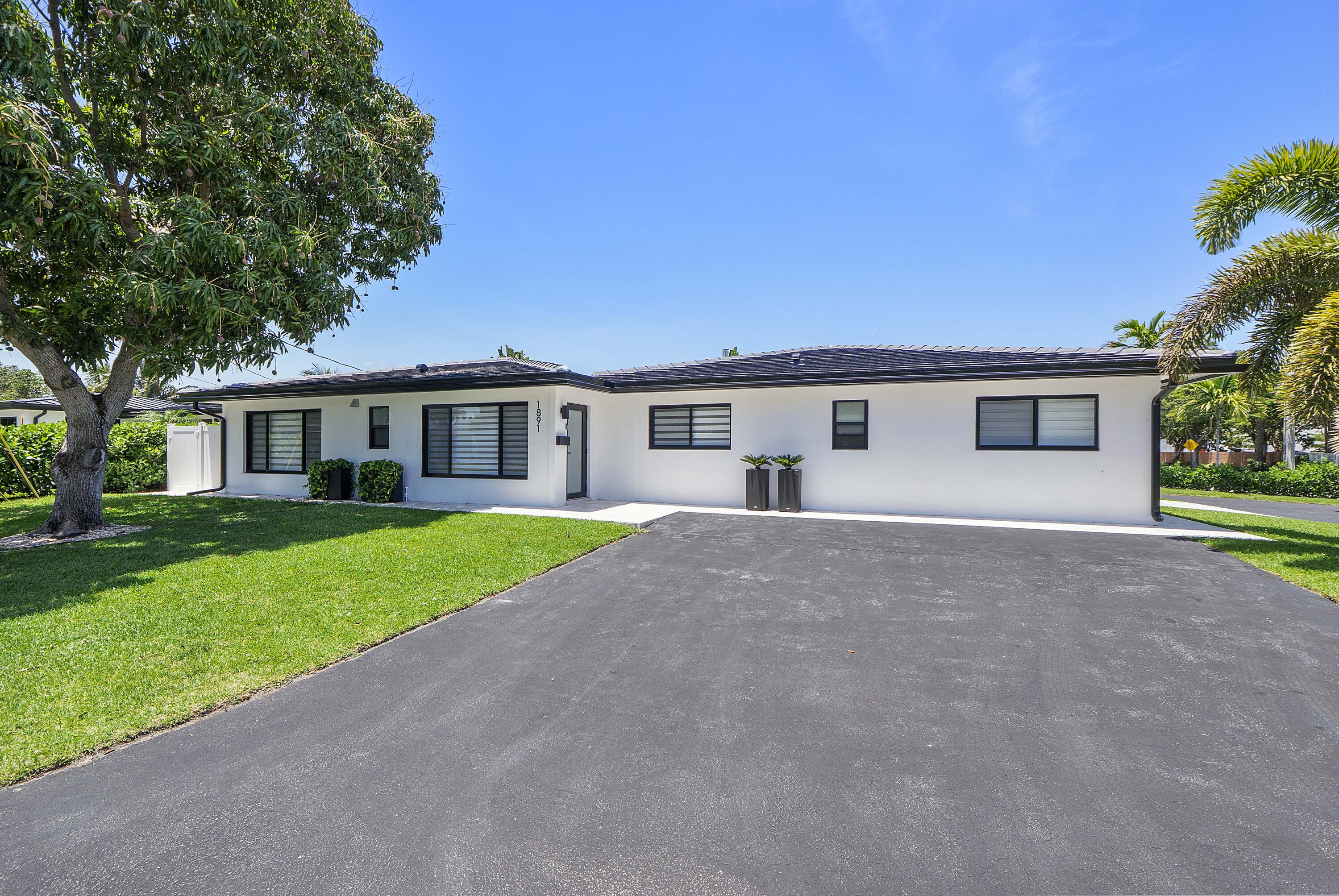 CYPRESS COVE - Residential Income