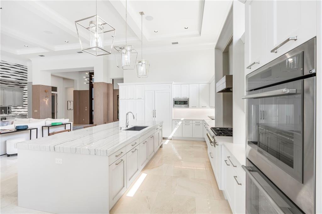 Old Palm 02 - Residential