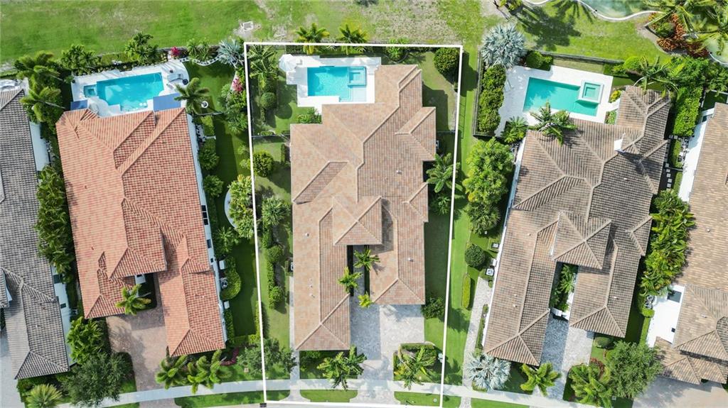 Old Palm 02 - Residential