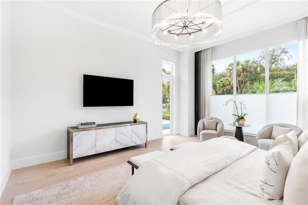 Old Palm 02 - Residential