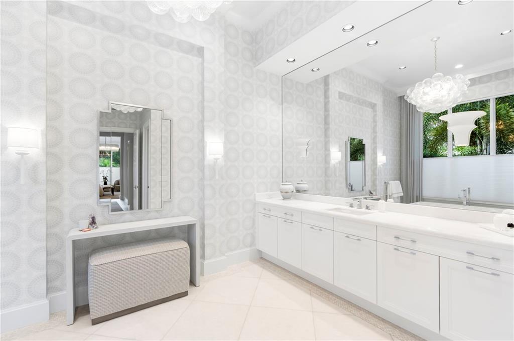 Old Palm 02 - Residential