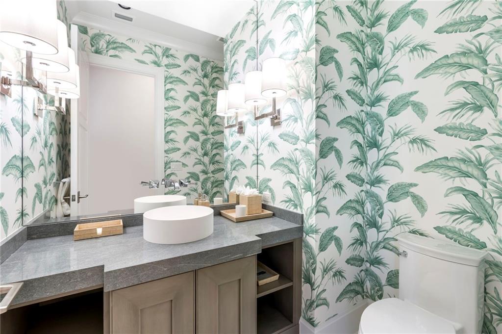 Old Palm 02 - Residential