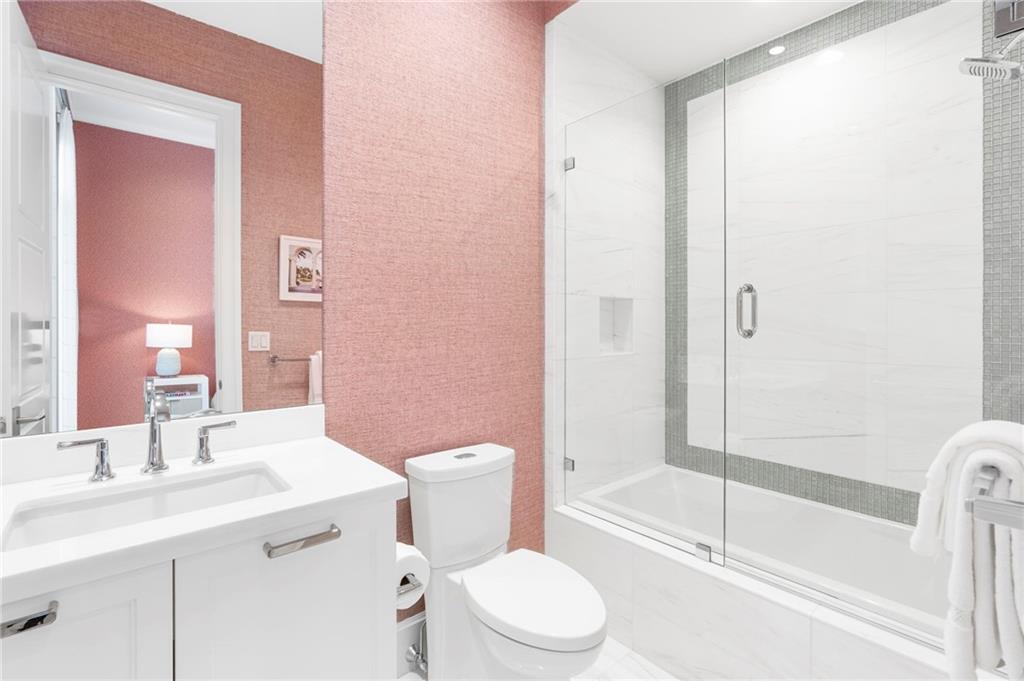 Old Palm 02 - Residential