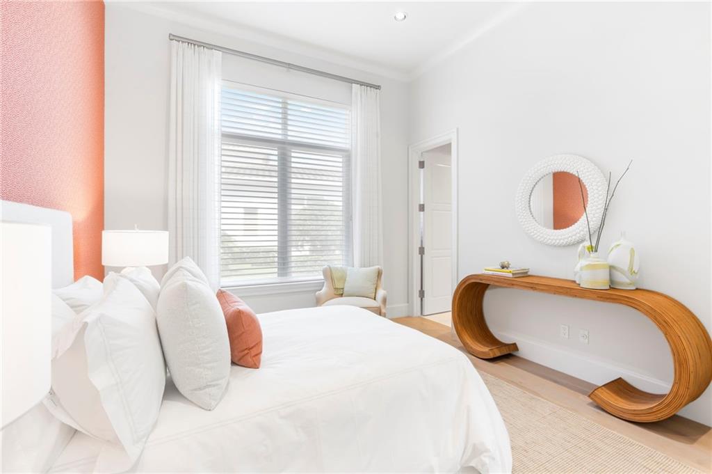 Old Palm 02 - Residential