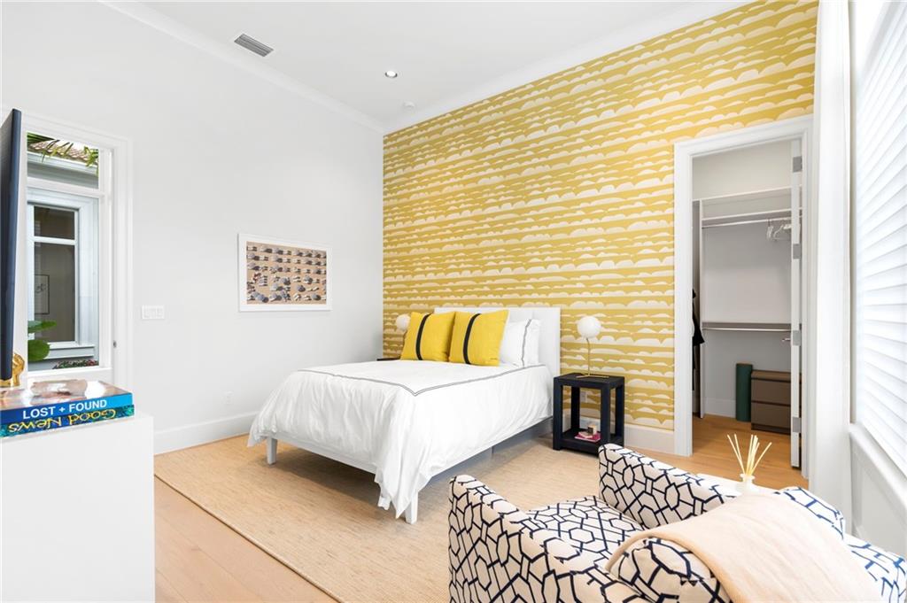 Old Palm 02 - Residential