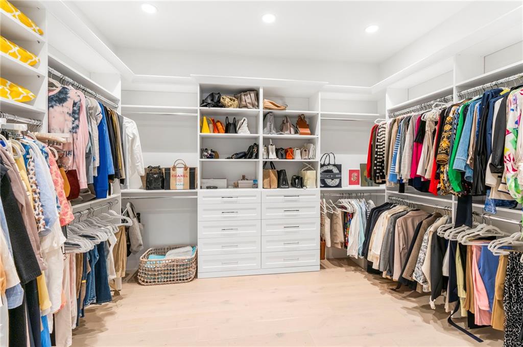 Old Palm 02 - Residential