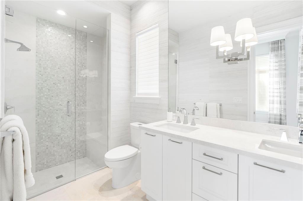 Old Palm 02 - Residential