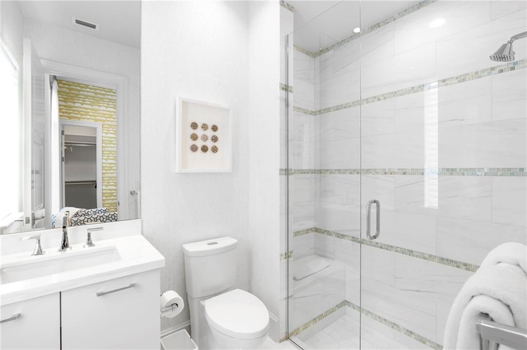 Old Palm 02 - Residential