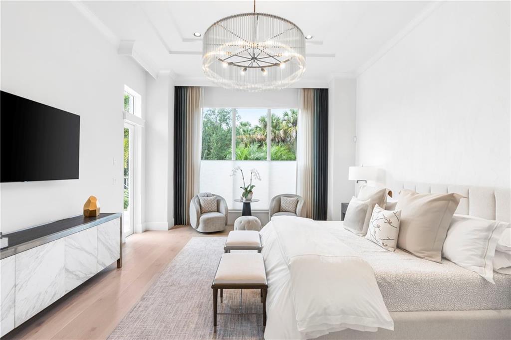 Old Palm 02 - Residential