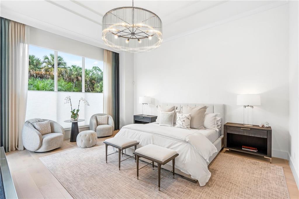 Old Palm 02 - Residential