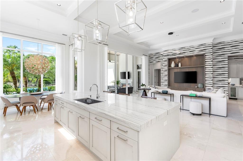 Old Palm 02 - Residential