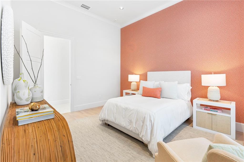 Old Palm 02 - Residential