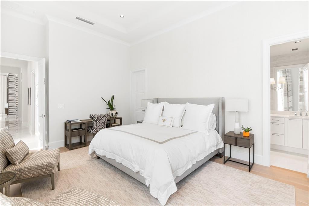 Old Palm 02 - Residential