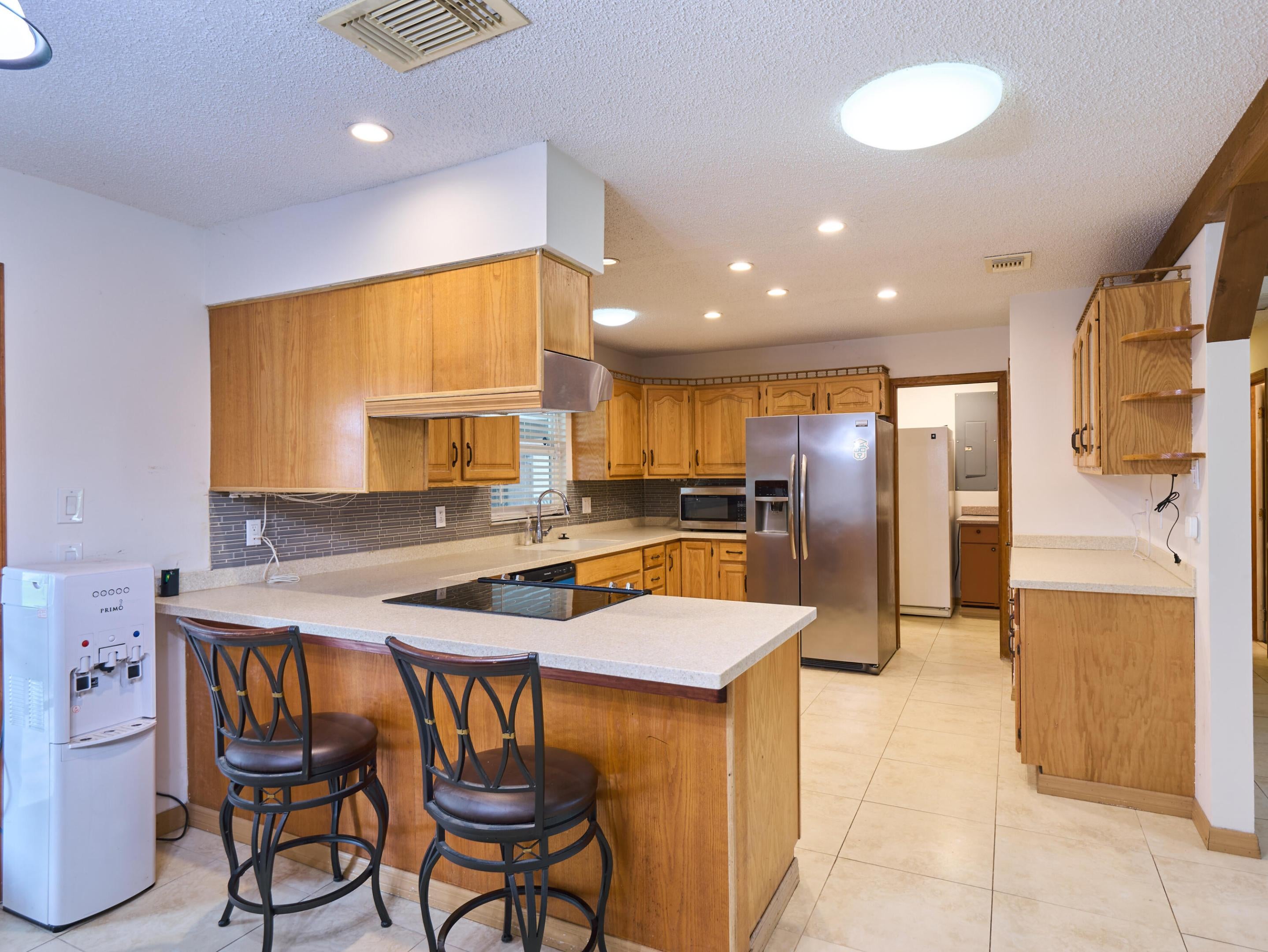 1302 SW Bartell Avenue, Port St Lucie, FL, 34953/$574,990 3 1302 SW Bartell Avenue