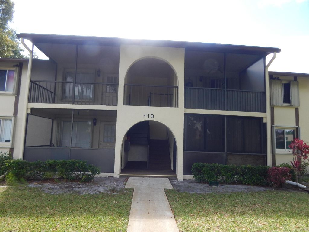 Photo of 110 Lake Pine Circle #D-2, Greenacres, FL 33463 (MLS # B26017414)