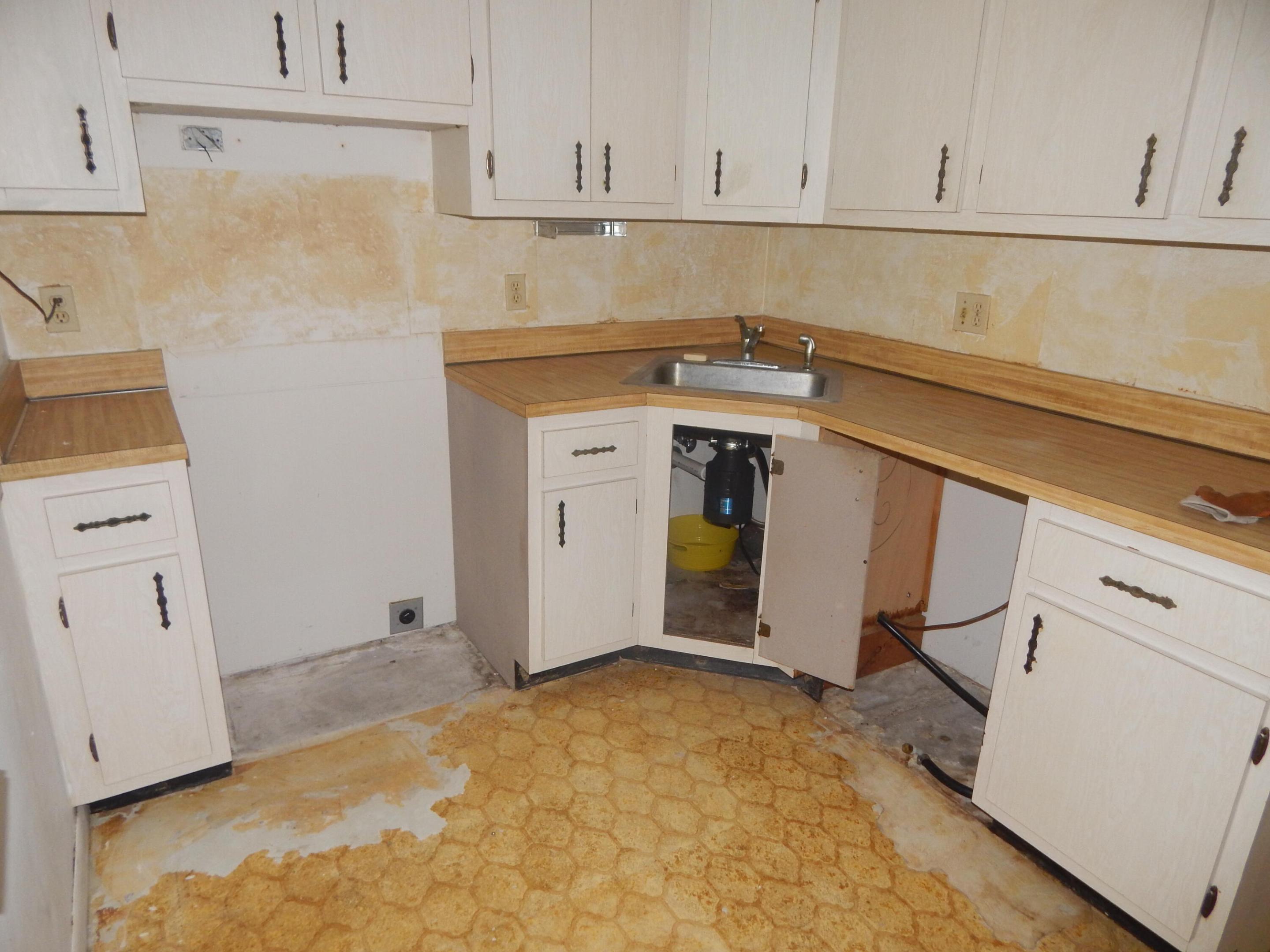 110 Lake Pine Circle D-2