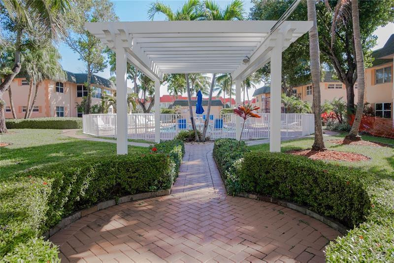 COCO CAY CONDO - Residential Lease