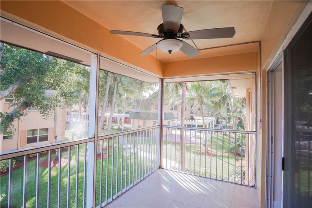 Photo of 760 SE 2nd Avenue #D215, Deerfield Beach, FL 33441 (MLS # F10512558)