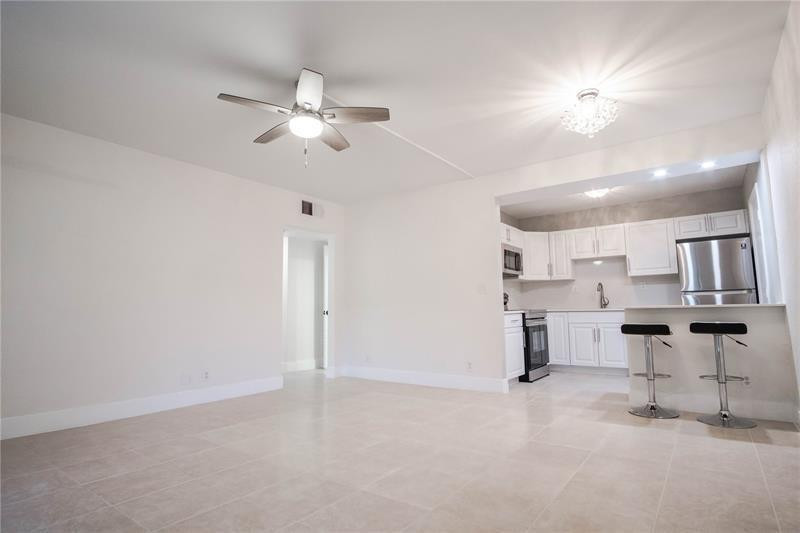 COCO CAY CONDO - Residential Lease