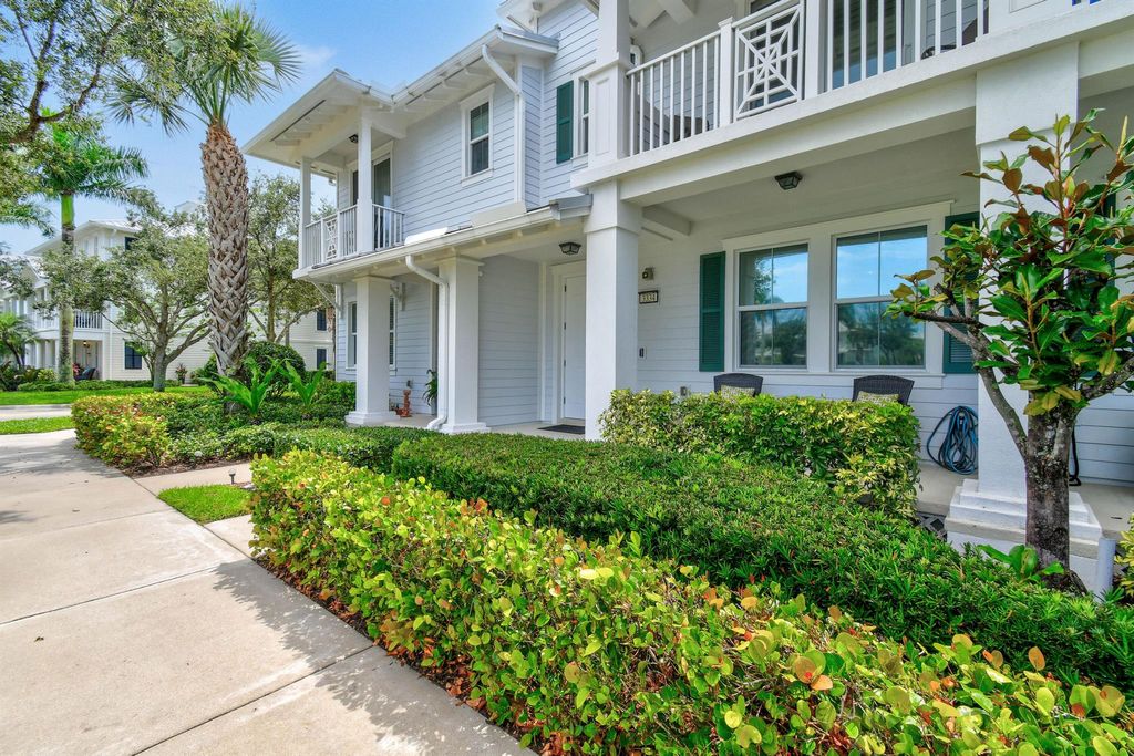 Photo of 3334 W Mallory Boulevard, Jupiter, FL 33458 (MLS # R11094922)