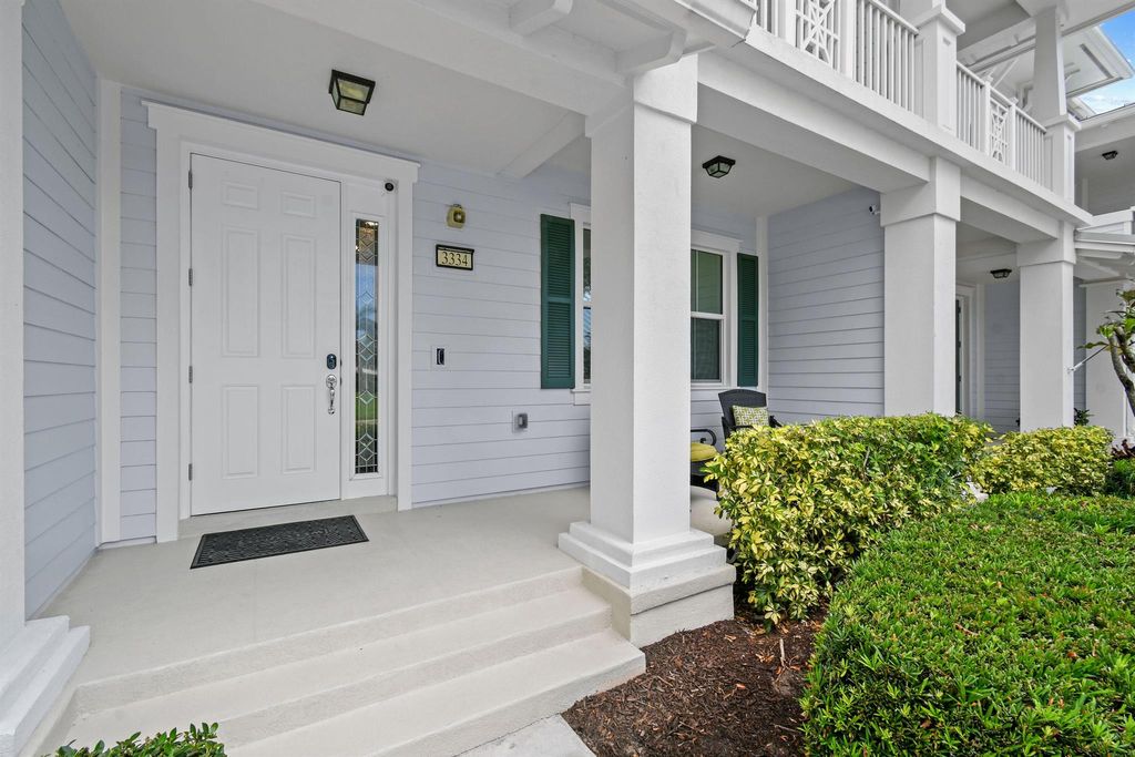 Photo of 3334 W Mallory Boulevard, Jupiter, FL 33458 (MLS # R11094922)