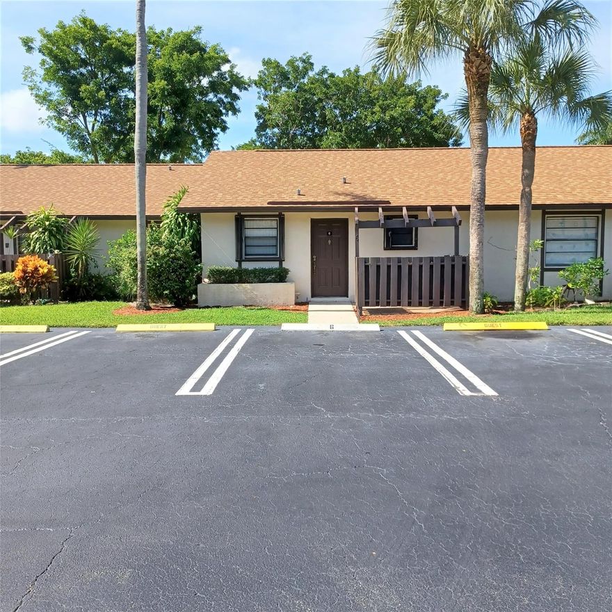 GATED community! SINGLE STORY building with assigned parking only a few steps from front door. FULL SIZE washer and dryer IN UNIT. 20 inch tile on diagonal throughout. Vaulted Ceiling in living and dining rooms. Private fenced in atrium, closed in screened patio and open patio in the back. Accordion shutters covering windows and rollup shutters covering screen patio. Cable and Internet included in maintenance fees. Tennis courts recently resurfaced. New roof in 2022. EXCELLENT LOCATION next to Renaissance Commons in Boynton Beach. Close to several restaurants, I95, PBI airport, Publix, Super Wal-Mart and the Boynton Beach mall.