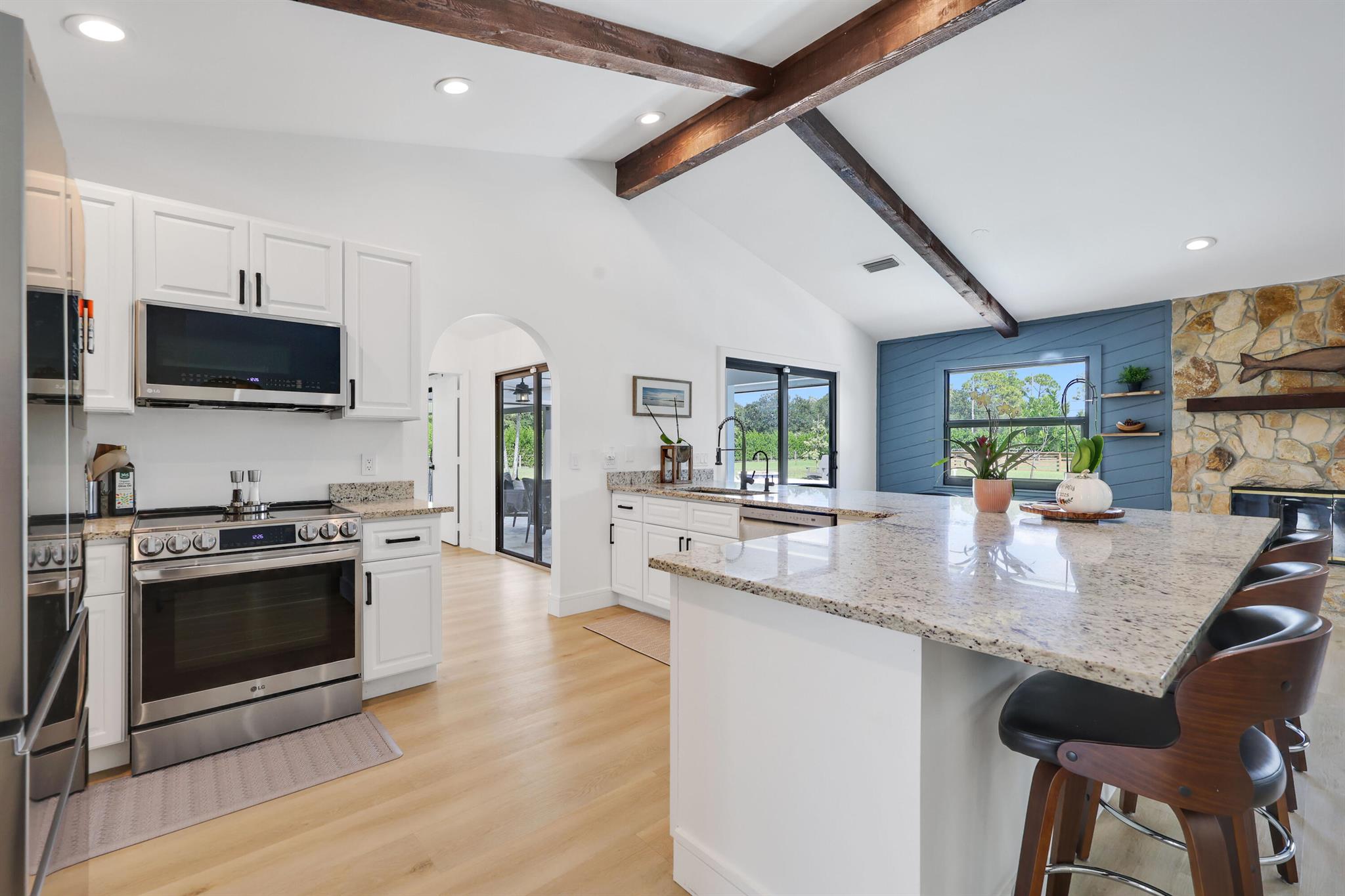 CALOOSA - Residential Lease