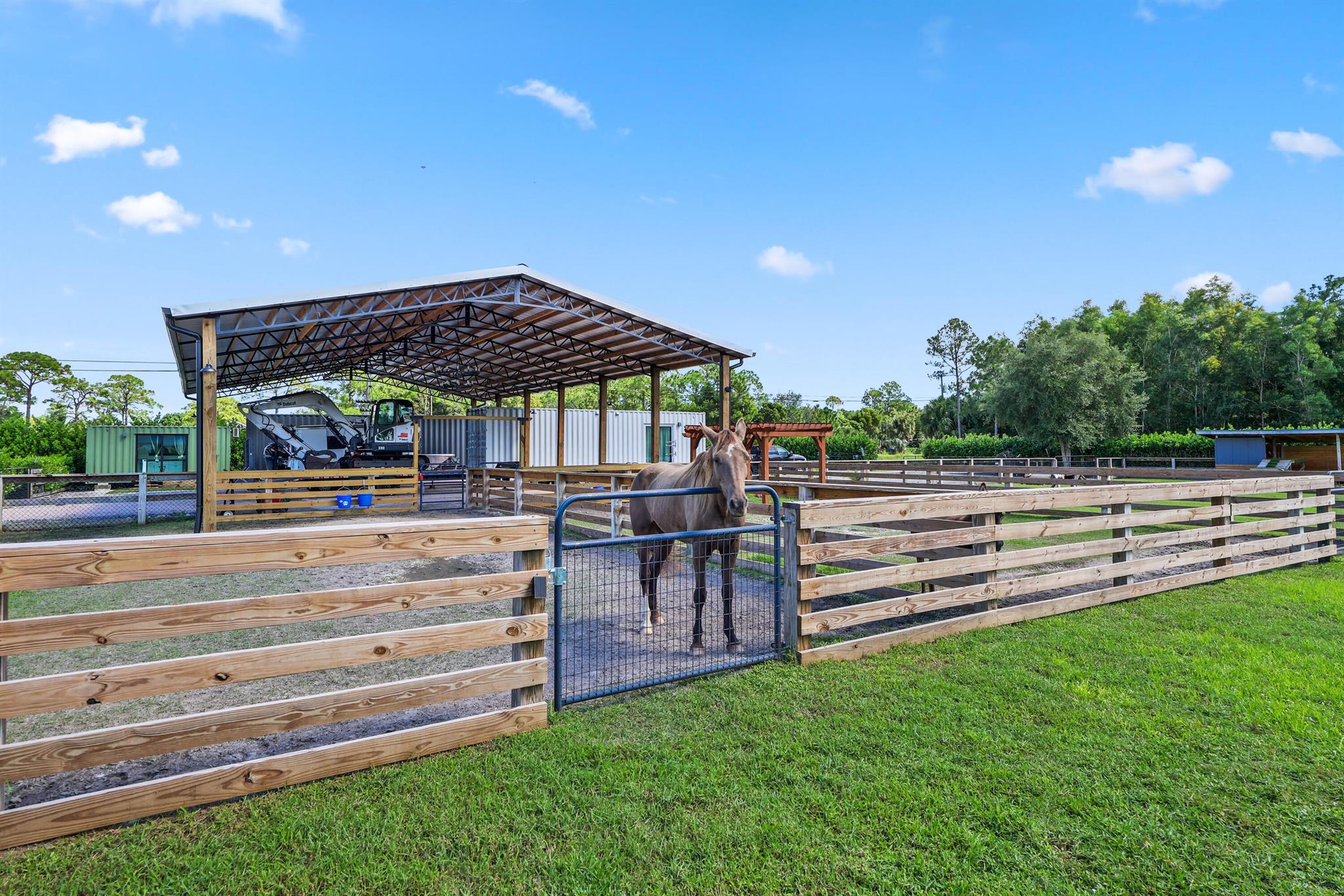 CALOOSA - Residential Lease