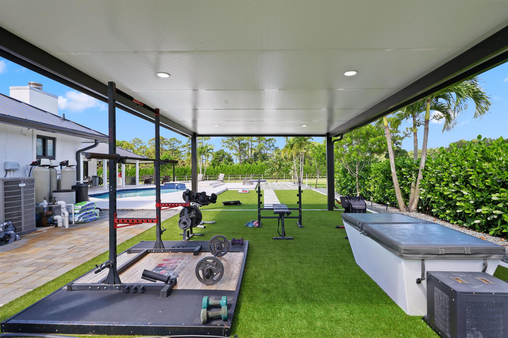 CALOOSA - Residential Lease