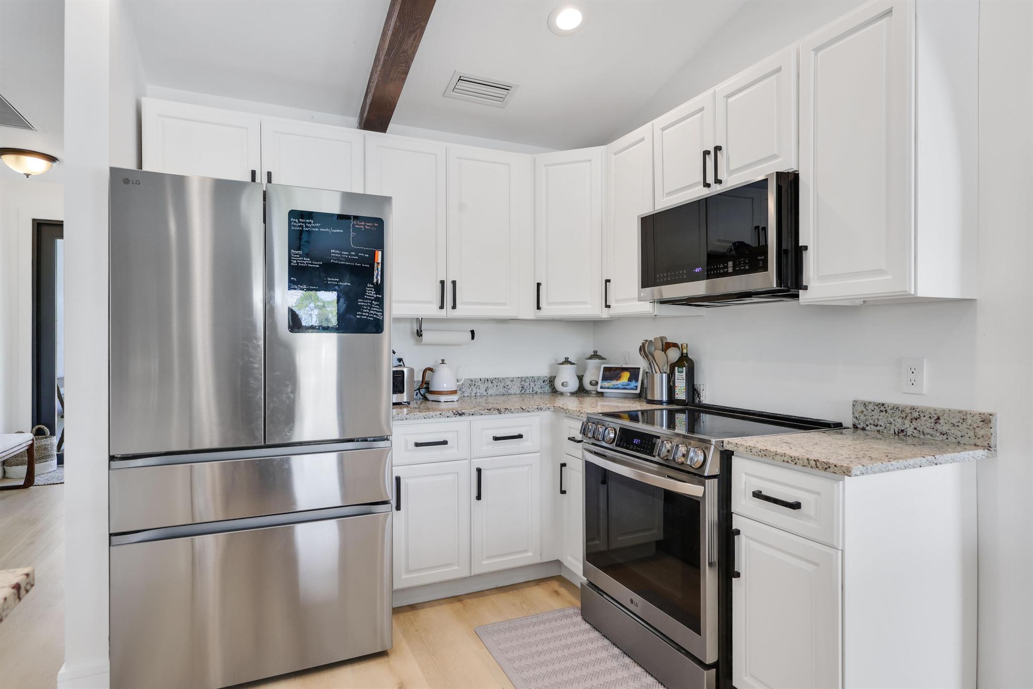 CALOOSA - Residential Lease