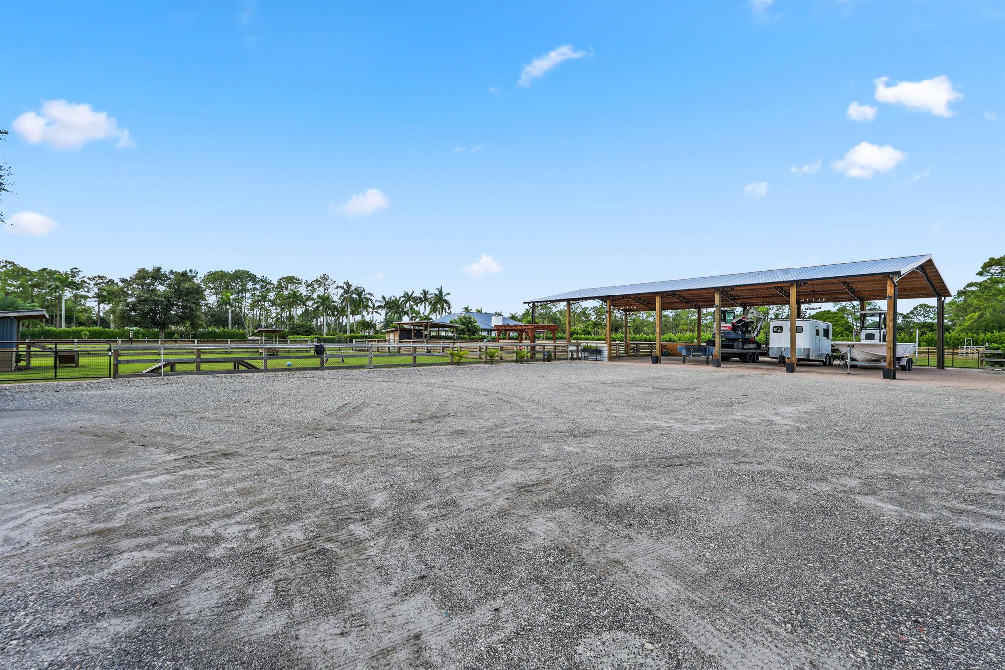 CALOOSA - Residential Lease