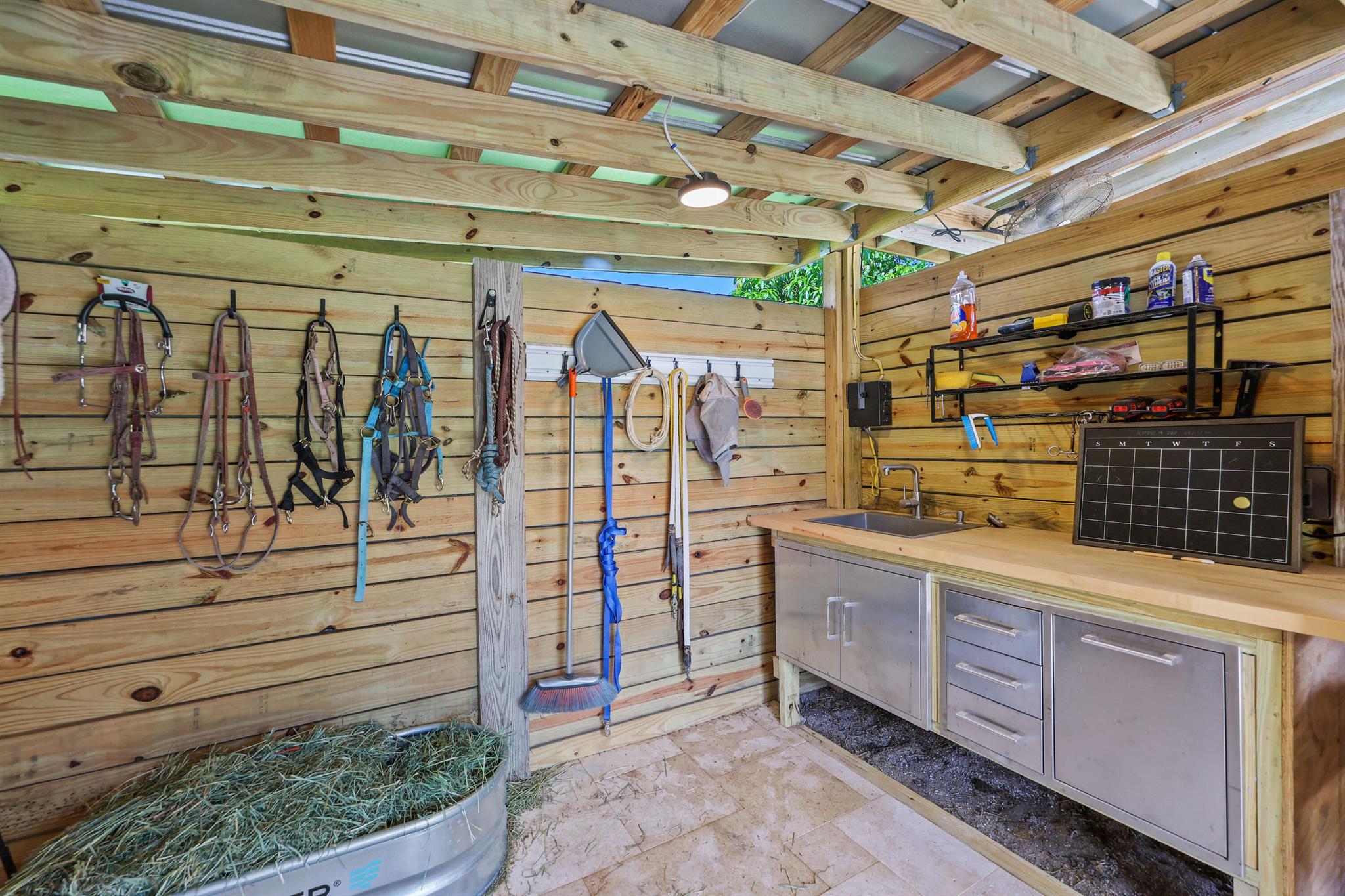 CALOOSA - Residential Lease