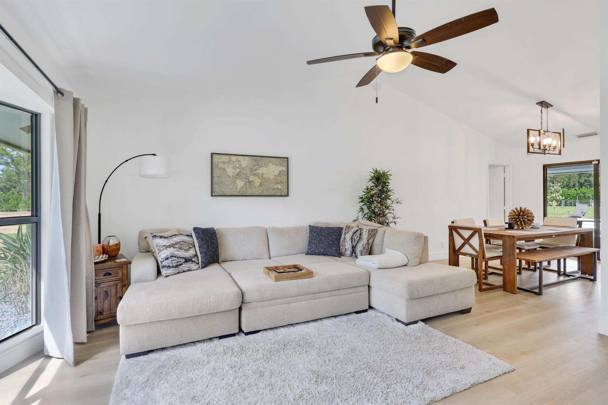 CALOOSA - Residential Lease