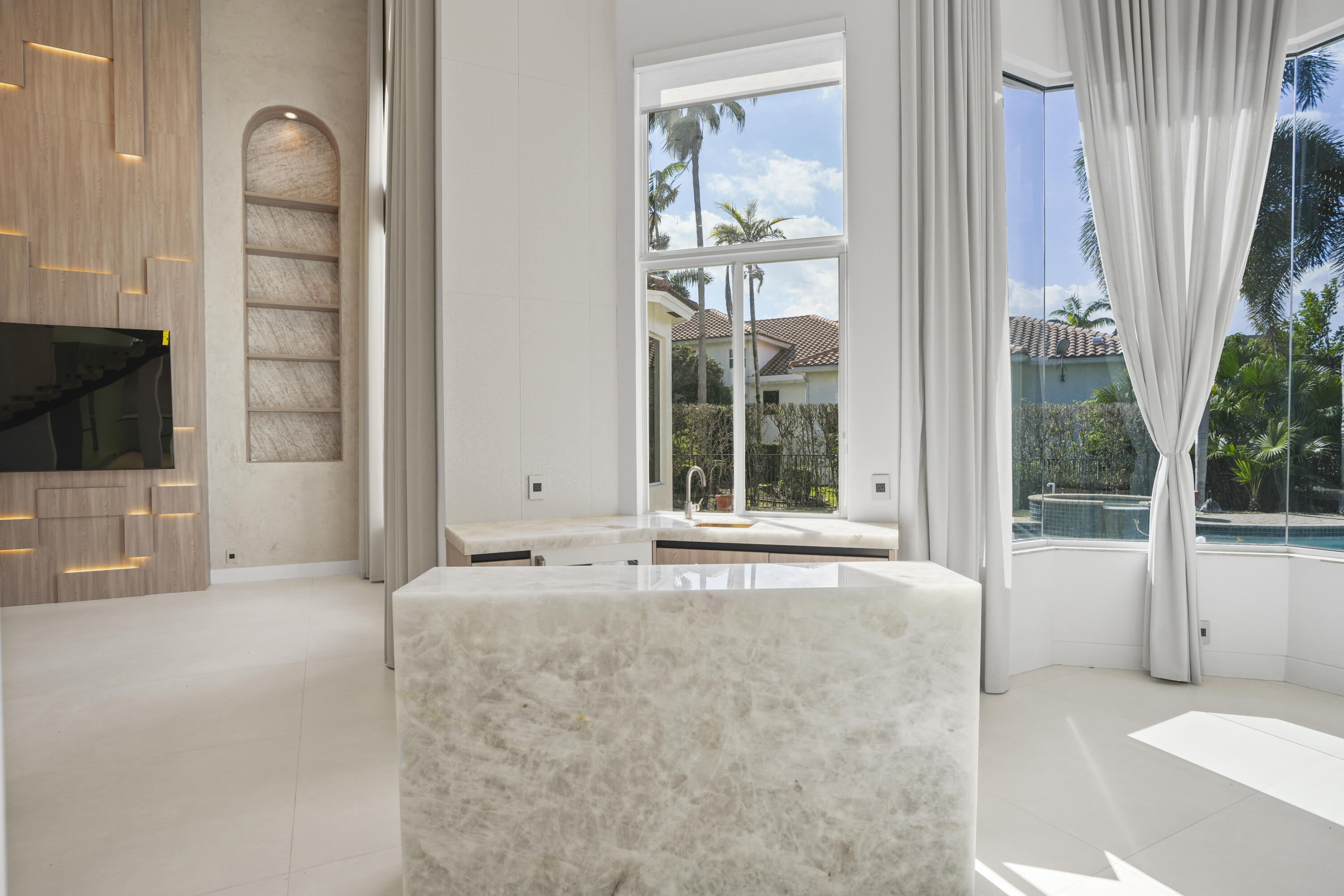 KAPOK GROVE ESTATES - Residential Lease