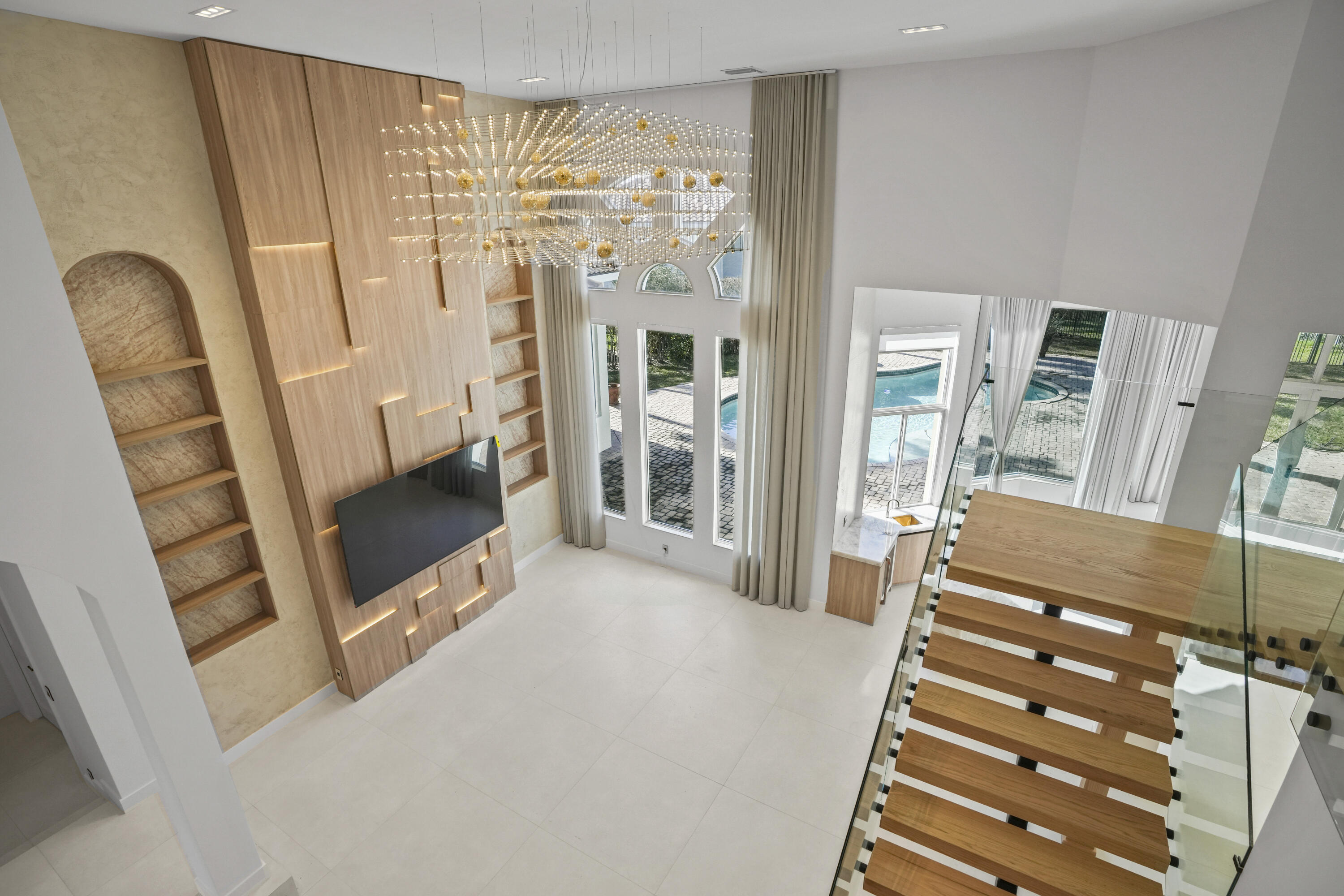 KAPOK GROVE ESTATES - Residential Lease