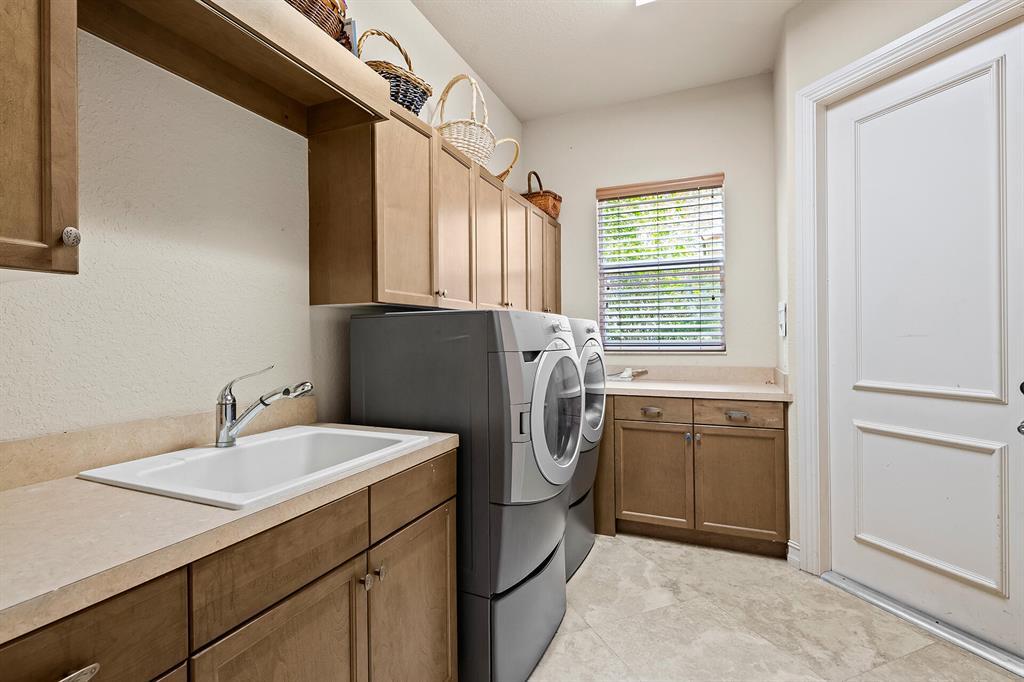 KAPOK GROVE ESTATES - Residential Lease