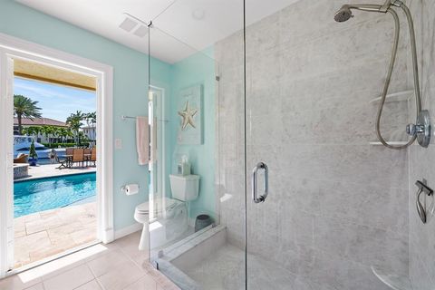Tiny photo for 2600 NE 33rd Street, Lighthouse Point, FL 33064 (MLS # B26049992)