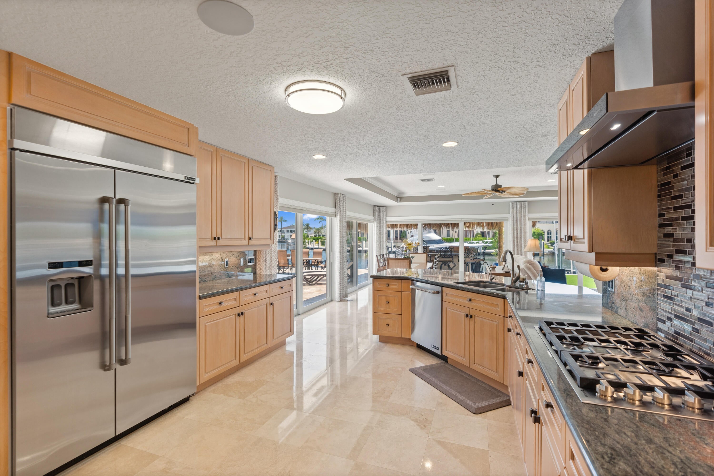 2600 NE 33rd Street