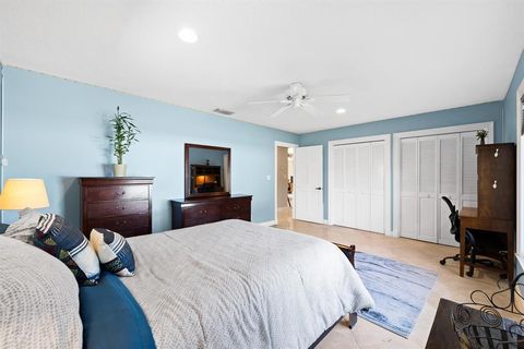 Tiny photo for 2600 NE 33rd Street, Lighthouse Point, FL 33064 (MLS # B26049992)