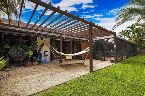 Tiny photo for 941 BAYBERRY POINT Drive, Plantation, FL 33324 (MLS # B26090462)