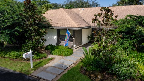 Tiny photo for 941 BAYBERRY POINT Drive, Plantation, FL 33324 (MLS # B26090462)